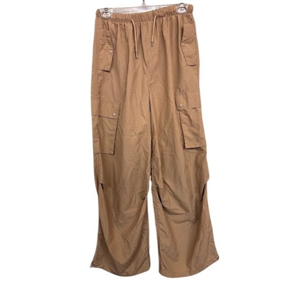 Khaki Tan Wide Leg Cargo Parachute Pants Womens Medium Streetwear Utility